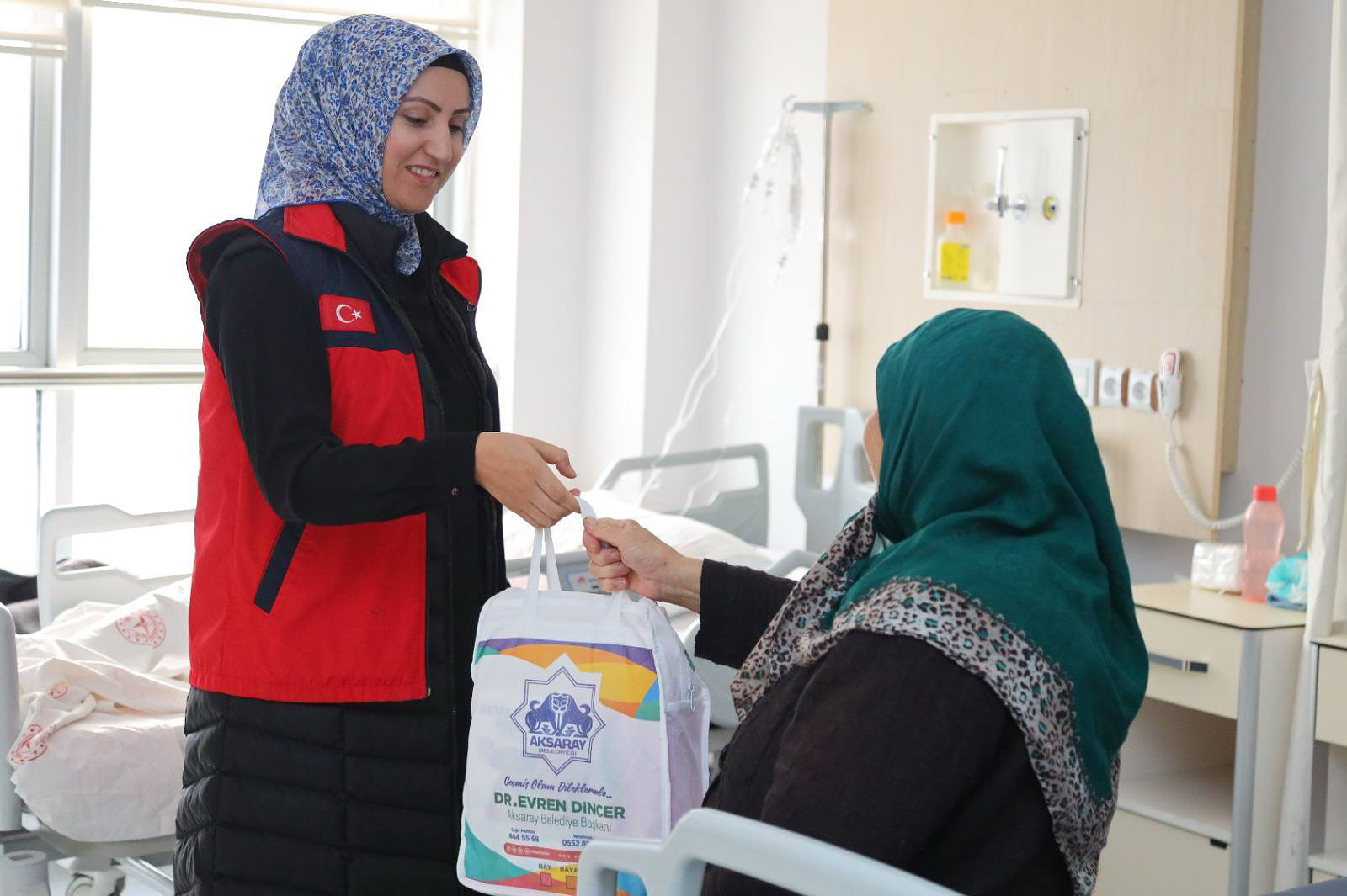 Hasta bakım setleri ulaştırılmaya devam ediyor