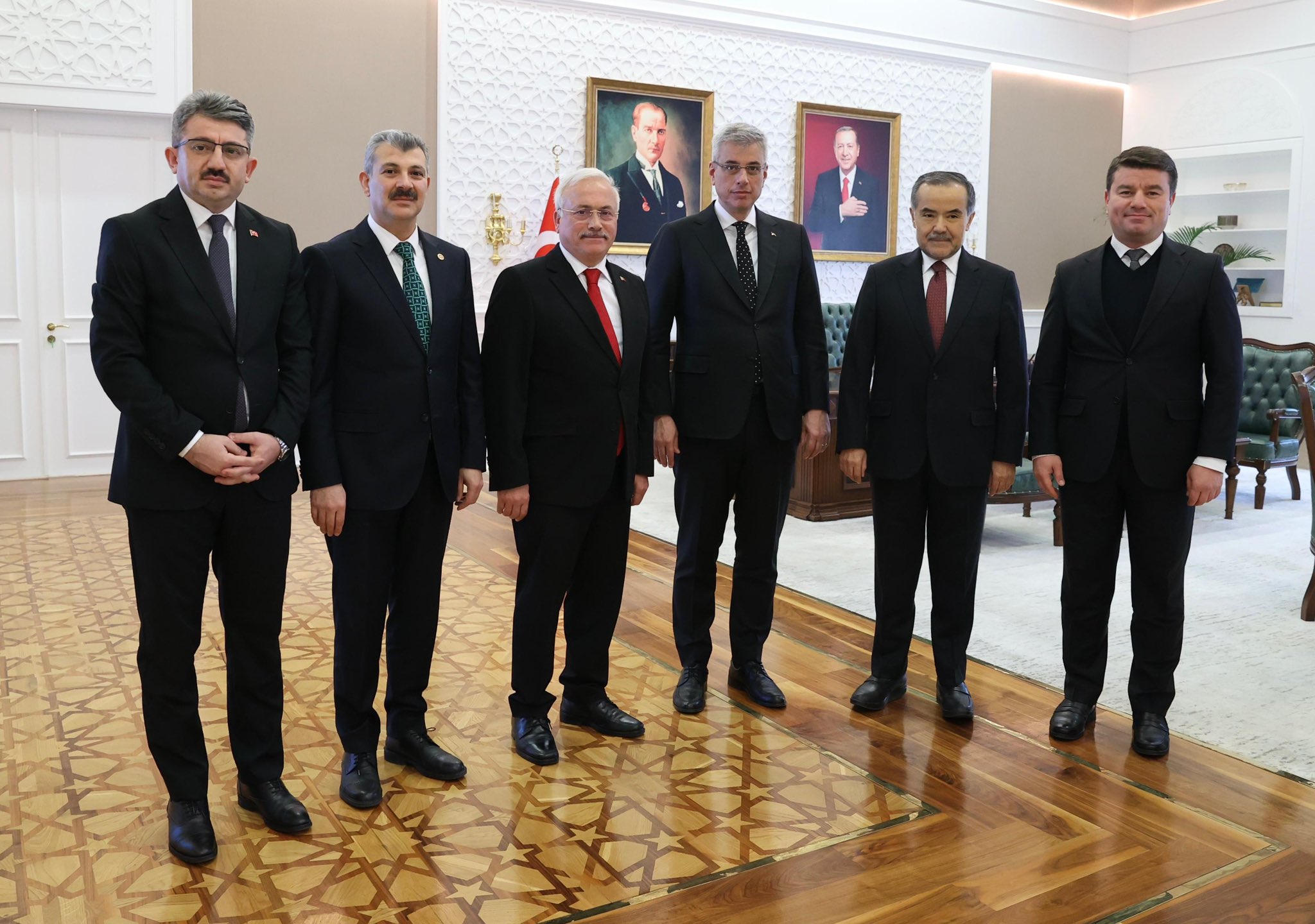 Aksaray heyetinden Sağlık Bakanı Memişoğlu’na ziyaret