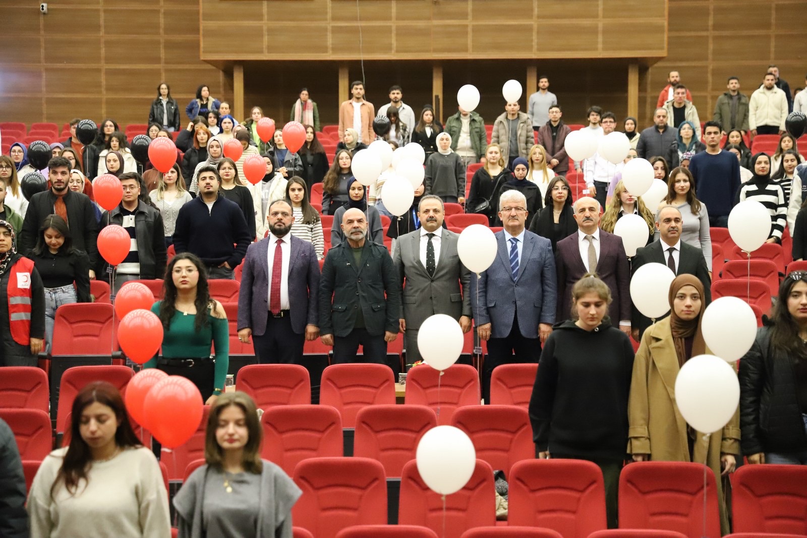 ASÜ’de “04.17 Unutmadık, Unutmayacağız” isimli program düzenlendi