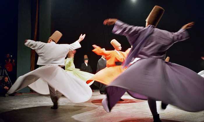 Tarihi Ulu Cami önünde gönüllüler sema ile huzur bulacak