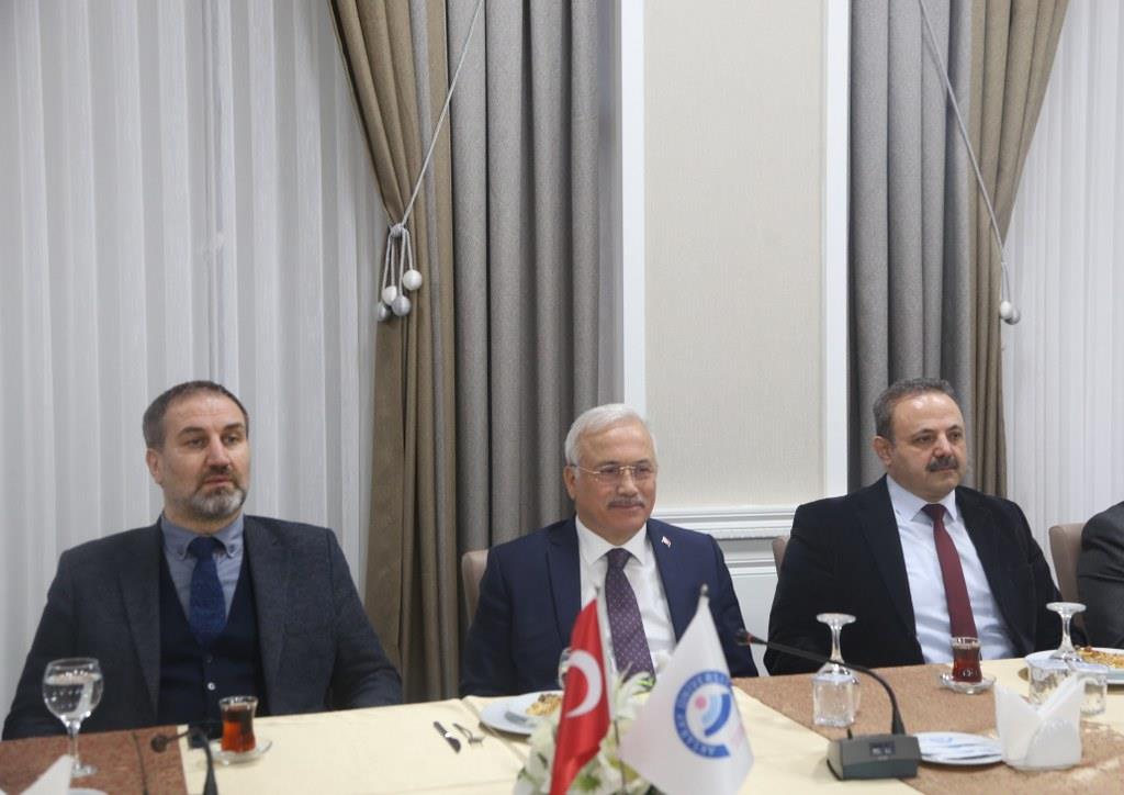 Gençlik projeleri açısından ASÜ’de önemli adımlar atılıyor