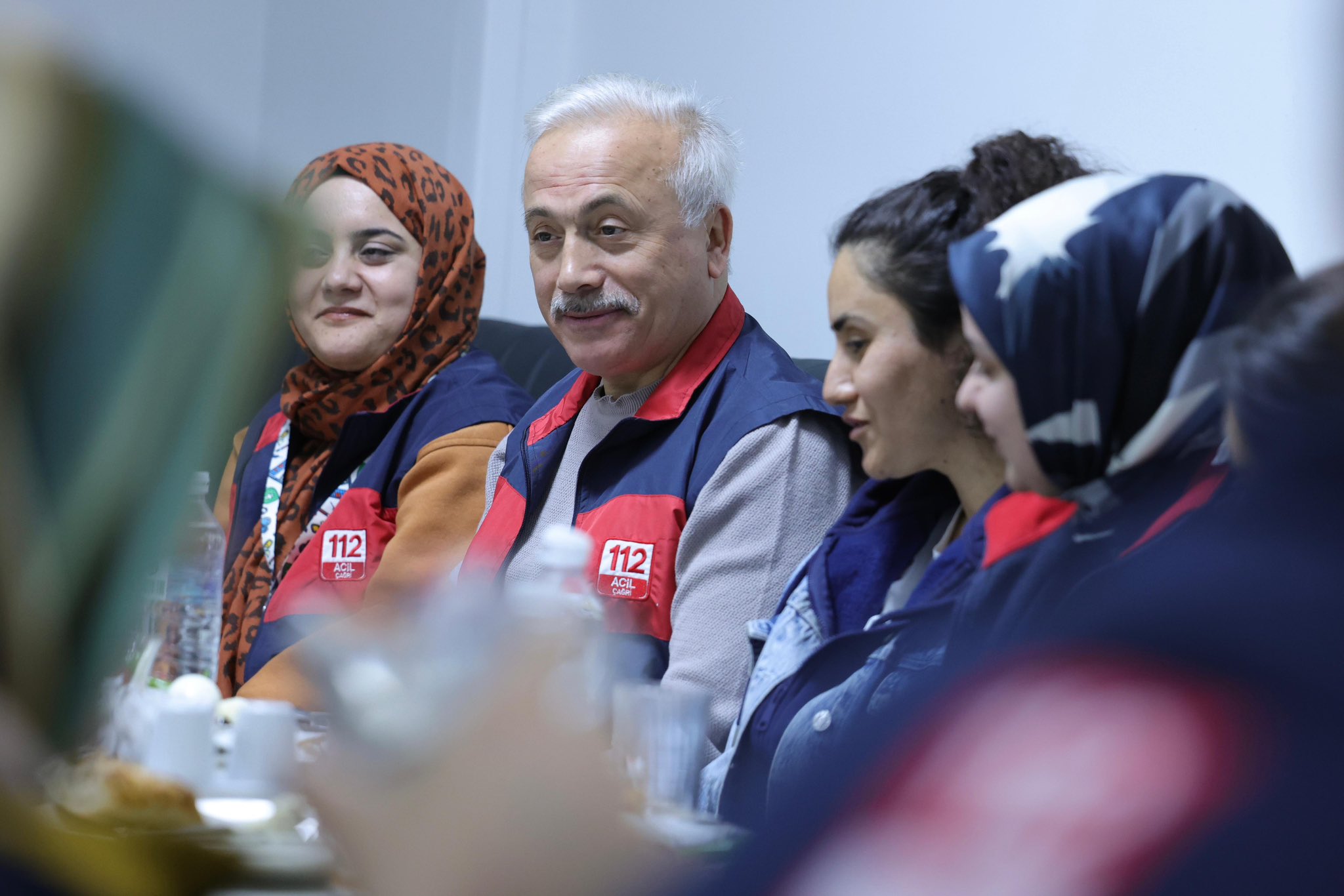 Vali Kumbuzoğlu, 112 Acil Çağrı Merkezi personeliyle sahur yaptı