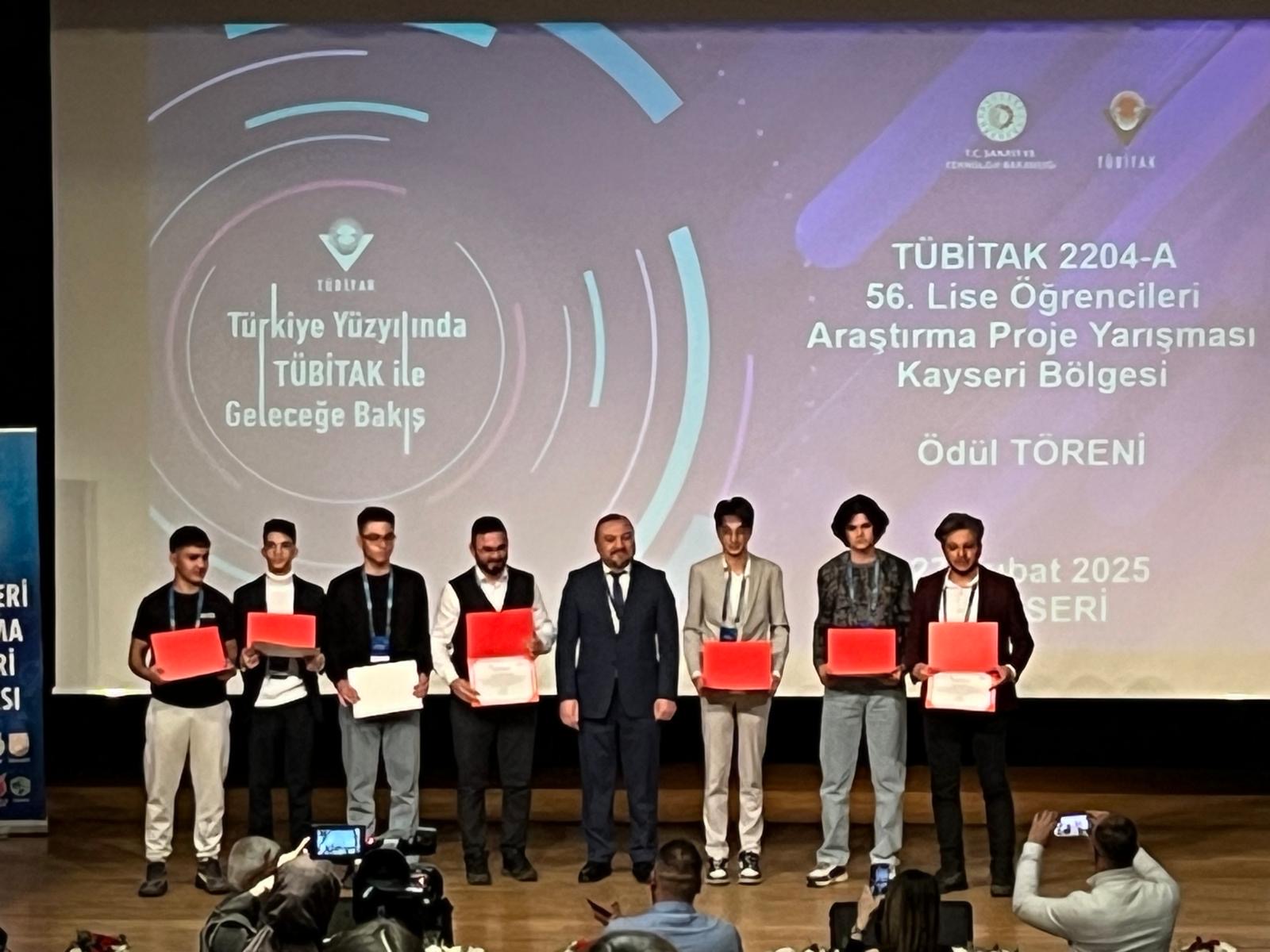 Aksaraylı öğrenciler TÜBİTAK 2204-A Kayseri bölge finalinde önemli başarılar elde etti