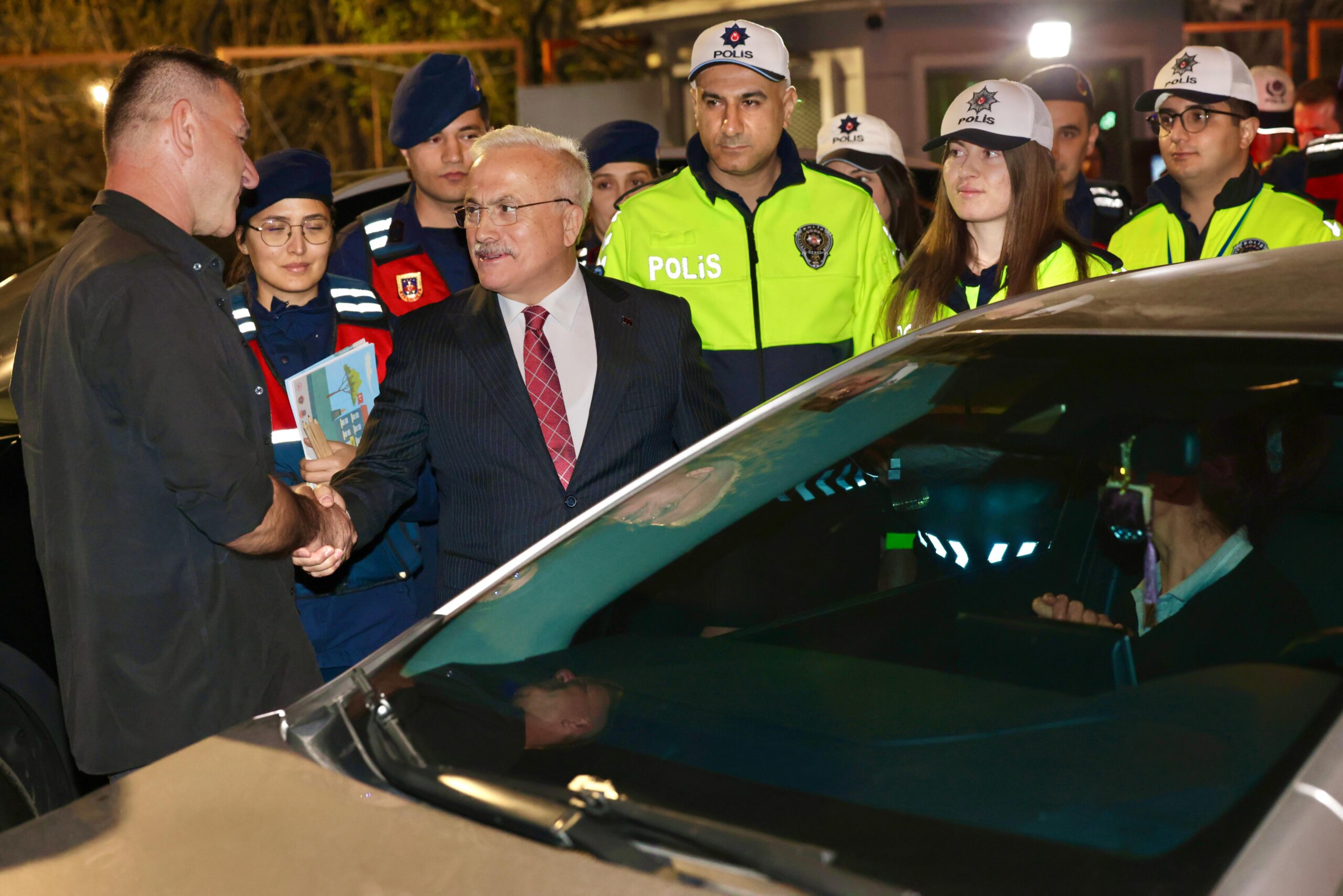 Vali Kumbuzoğlu Ramazan Bayramı’nda alınan tedbirleri yerinde inceledi