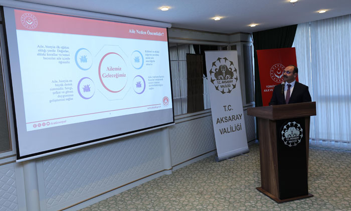 ‘2025 Aile Yılı Aksaray Aile Çalıştayı’ başladı