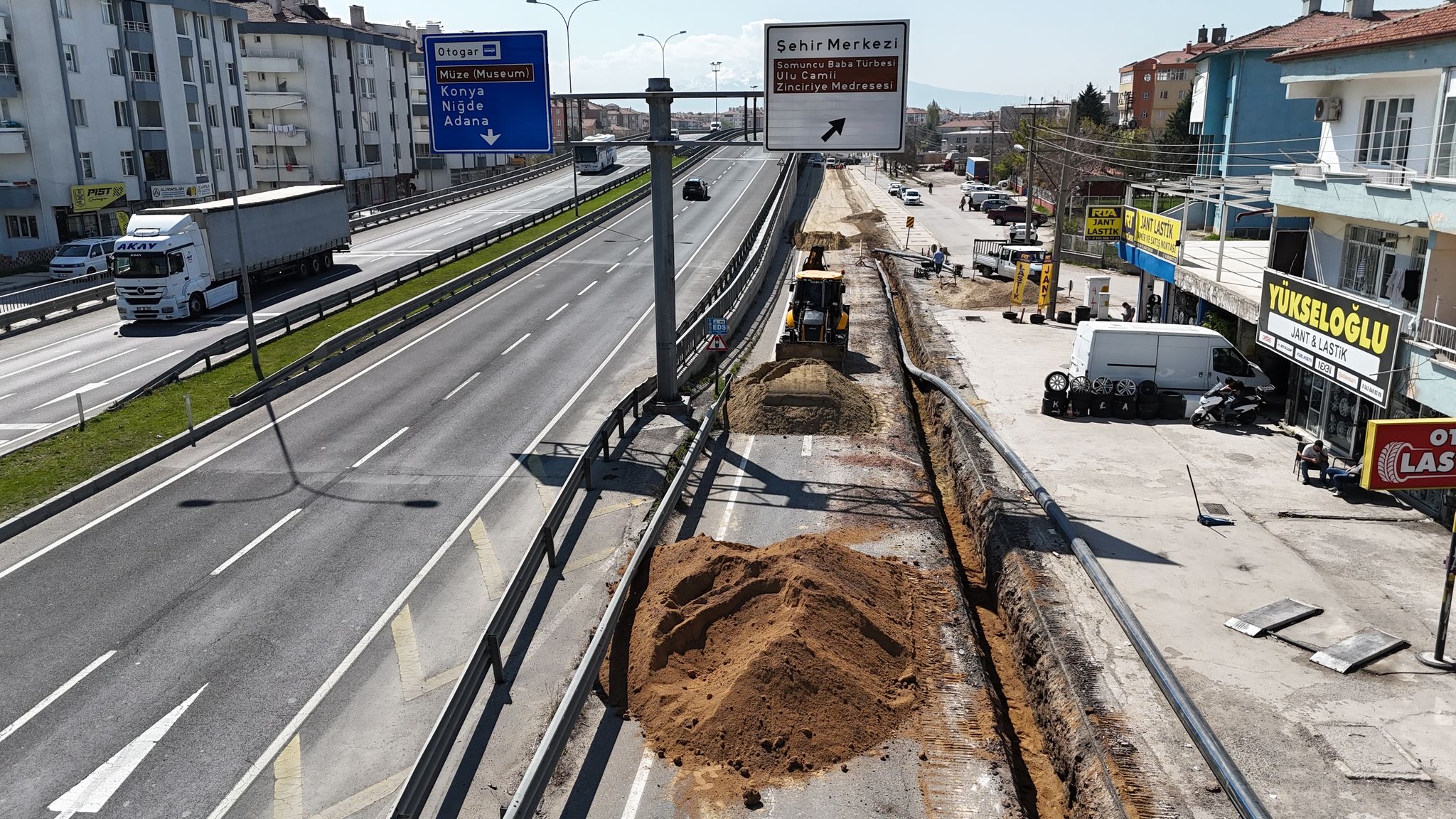 15 mahalleyi besleyen içme suyu ana şebeke hattı yenileniyor