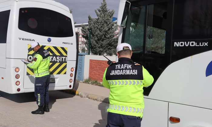 Aksaray’da okul servisleri denetleniyor