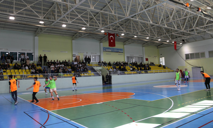 ASÜ spor şenlikleri yoğun ilgi görüyor