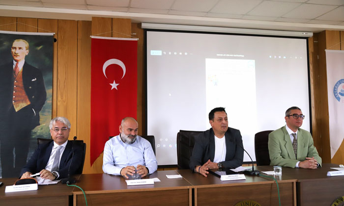 Finans sektörünün öncüleri ASÜ’de deneyimlerini paylaştı