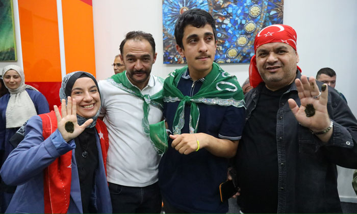 Engelsiz Yaşam Merkezi’nde asker kınası programı düzenlendi