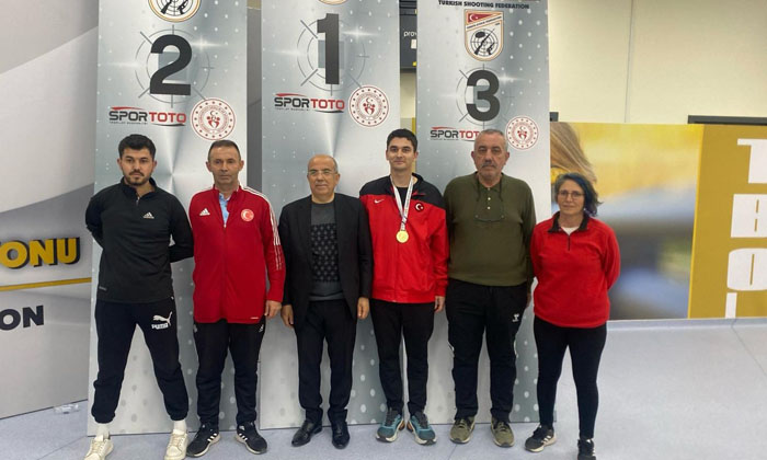 ASÜ’lü sporcudan para atıcılıkta çifte madalya başarısı