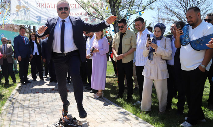 Aksaray Üniversitesi Bahar Şenlikleri coşkuyla başladı