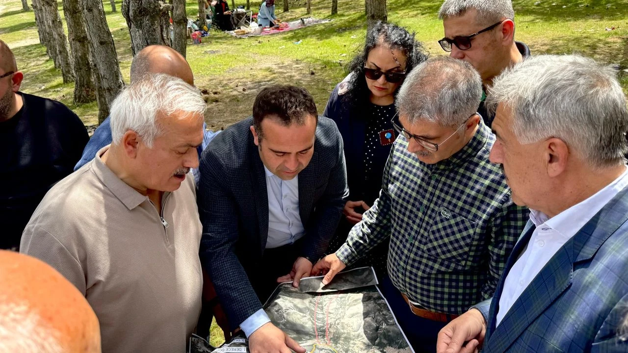 İki Vali dostlukla noktayı koydu