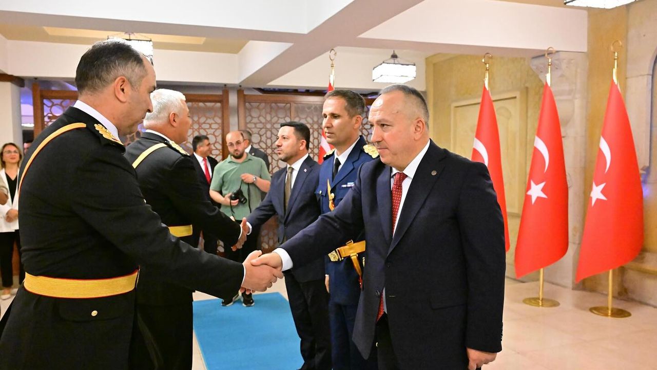 Nevşehir Valiliği’nde 30 Ağustos Zafer Bayramı Tebrikat Töreni