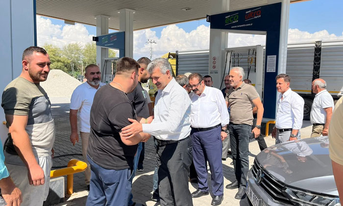 Altınsoy, Yeşilova ve Ulukışla’da vatandaşlarla buluştu