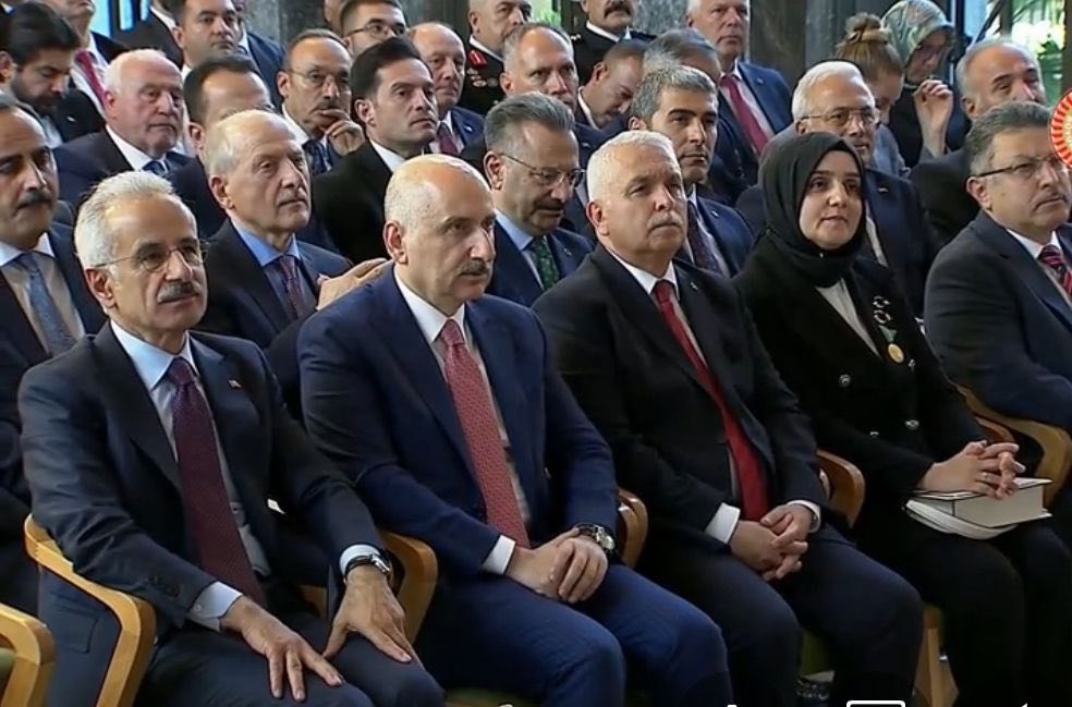 Vali Kumbuzoğlu, İstiklal Madalyası takdim törenine katıldı