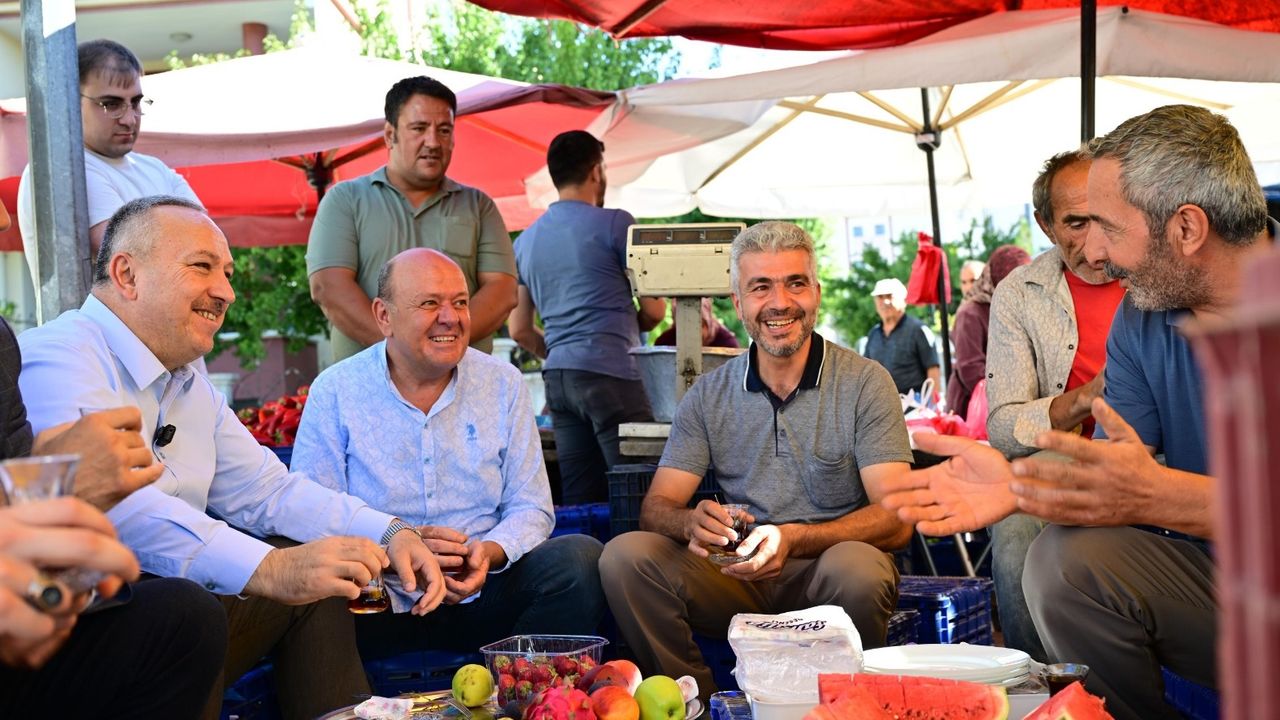 Nevşehir Valisi Fidan, Güzelyurt Halk Pazarını Ziyaret Etti