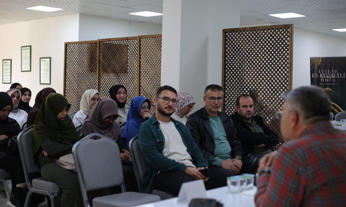 Aksaray İHH’dan Öğretmen Akademisi açılışı