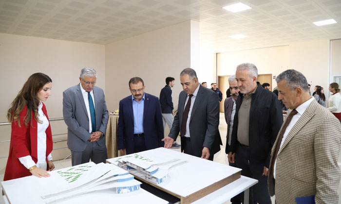 Mimarlık Fakültesi öğrencilerinin eserleri büyük ilgi gördü