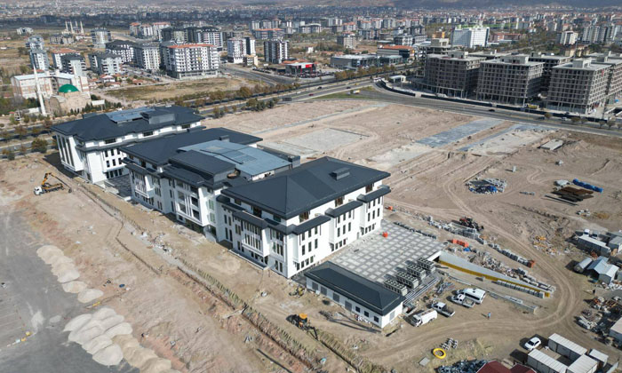 Aksaray Belediyesi yeni millet bahçesinde çalışmalar hızlandı