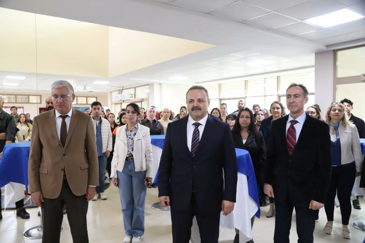 ASÜ’de Öğretmenler Günü çeşitli etkinliklerle kutlandı