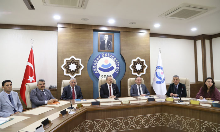 Rektör Arıbaş: Üniversiteyi sizlerle birlikte yöneteceğiz