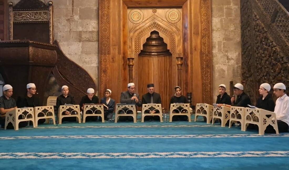 Ulu Cami’de öğretmenler için mevlid programı düzenlendi
