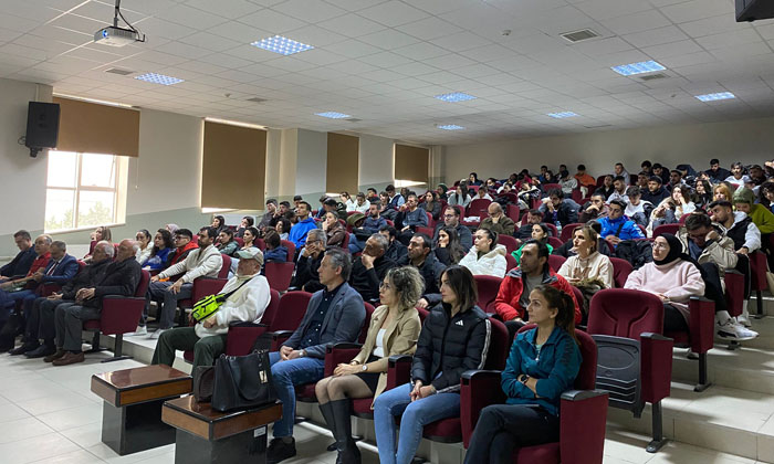 ASÜ’de sporcularda omurga yaralanmalarına bilimsel bakış