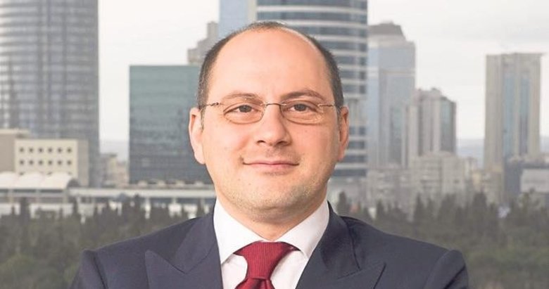 Serhat Albayrak kimdir?