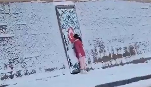 Aksaray, minik yüreğin büyük bayrak sevgisiyle Türkiye gündemine oturdu