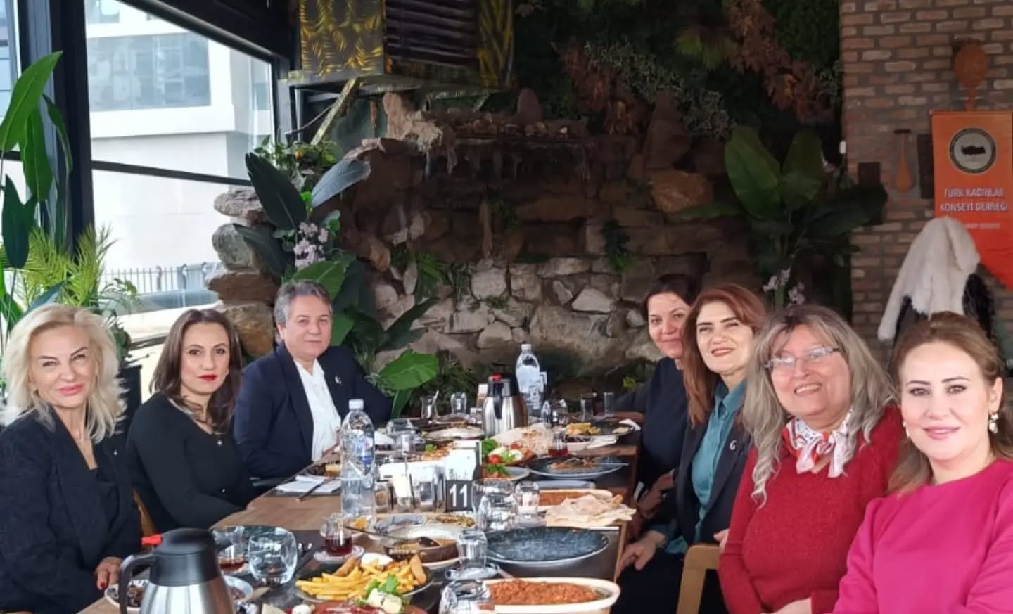 Aksaraylı kadınlardan güçlü dayanışma mesajı