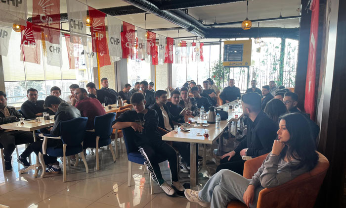 Aksaray’da CHP gençlik buluşması