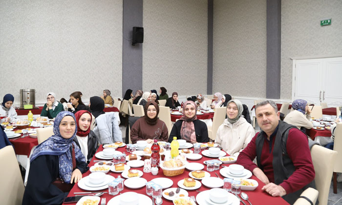ASÜ İslami İlimler Fakültesi iftar programında bir araya geldi
