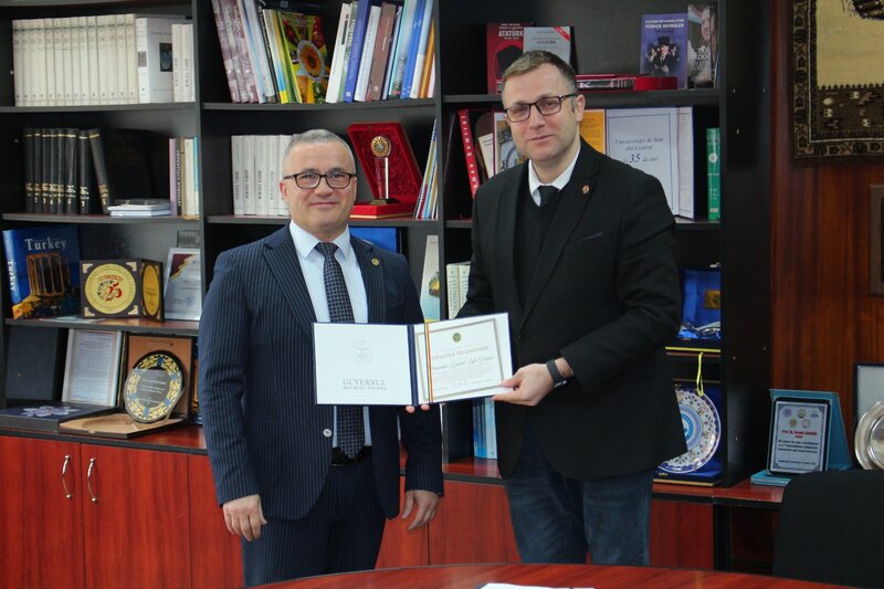 ASÜ’lü akademisyen Moldova Hükümeti Onur Ödülü’ne layık görüldü