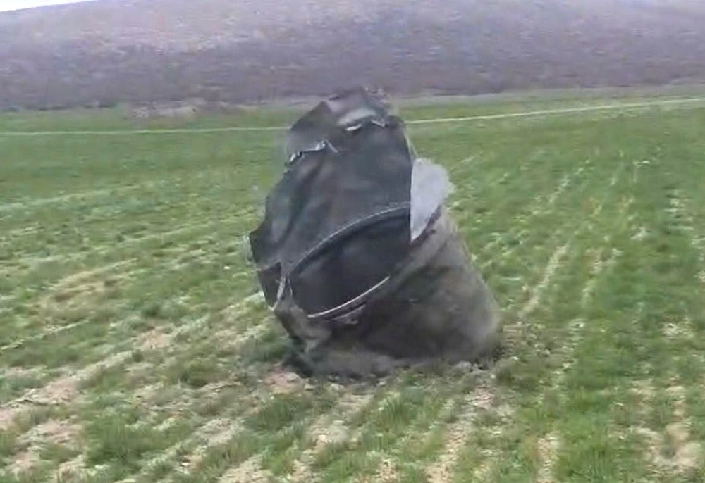 Aksaray’da tarlada bulunan gizemli cisim herkesi şaşırttı