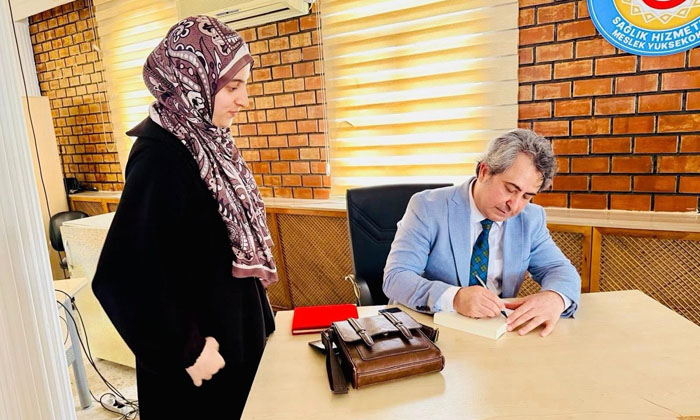 Akademisyenler sırça saraylarından, konfor alanlarından çıkıp toplumla buluşmalı