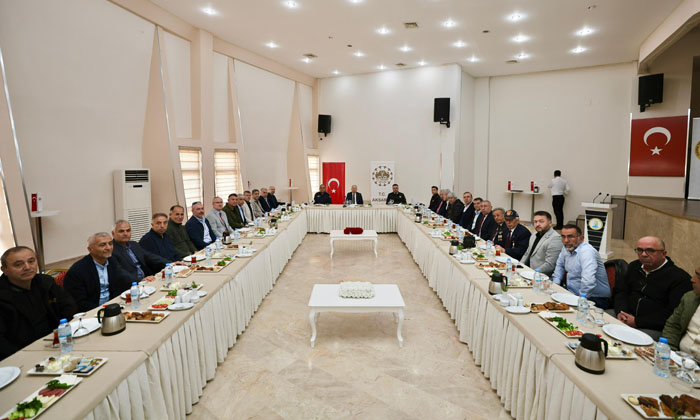 Vali Duru, emekli askerlerle bir araya geldi