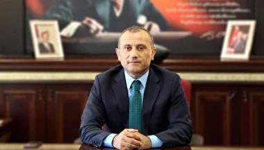 Tuncay Sonel kimdir?
