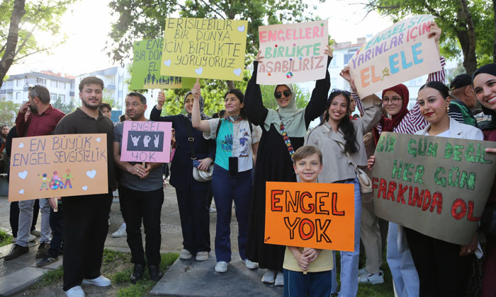Aksaray’da Engelliler Haftası kapsamında farkındalık yürüyüşü düzenlendi