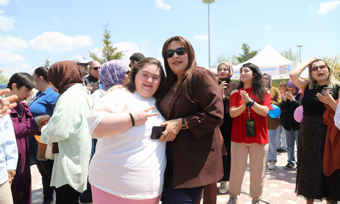 Aksaray Üniversitesi’nde engelsiz Bahar Şenlikleri coşkusu yaşandı
