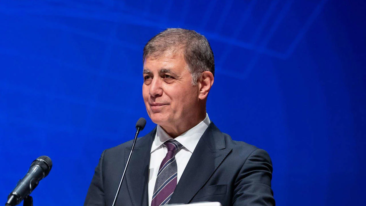 Cemil Tugay AK Parti’ye geçecek mi?