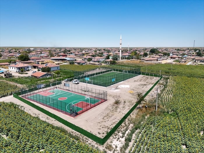 Yeşiltepe’de yeni spor alanları hizmete hazır