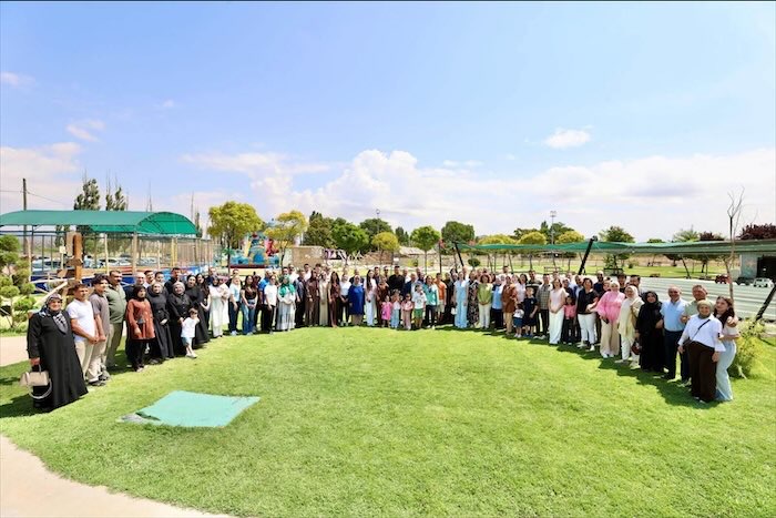 Vali Duru, çalışma ekibi ve aileleriyle bir araya geldi