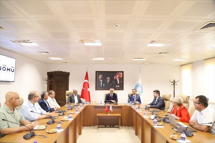 ASÜ ile Niğde Ömer Halisdemir Üniversitesi arasında iş birliği
