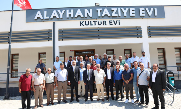 Vali Murat Duru Alayhan’da talep ve sorunları dinledi