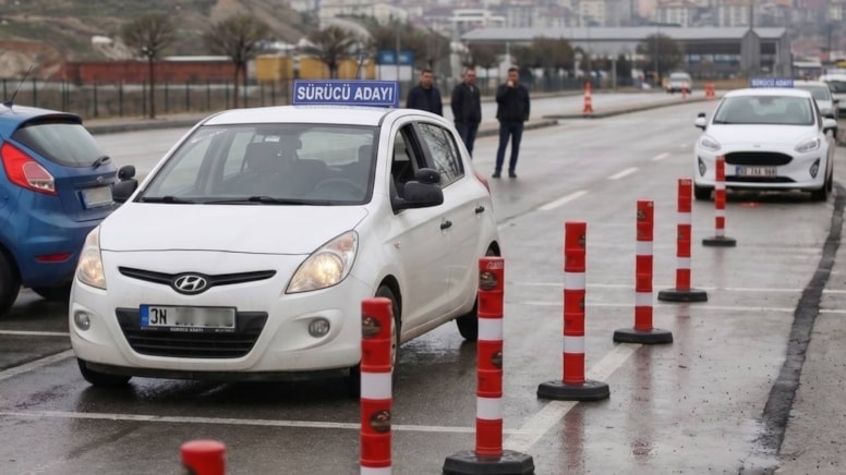 Ehliyet sınav sistemi değişiyor