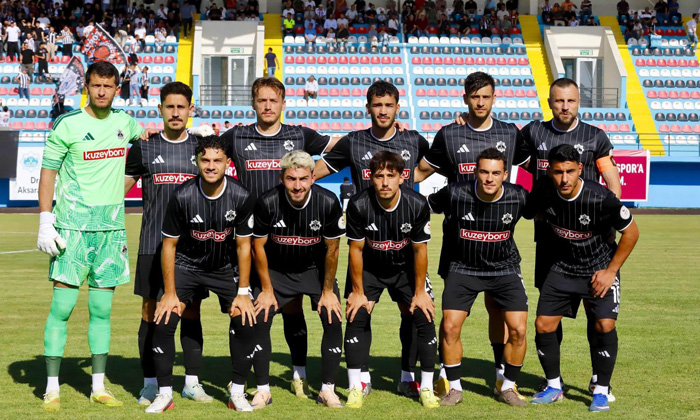 Vali Duru’dan 68 Aksaray Belediyespor’a galibiyet tebriği