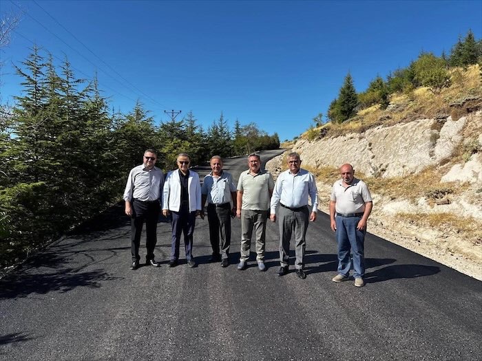 Güzelyurt Akyamaç’ta sıcak asfalt çalışması tamamlandı