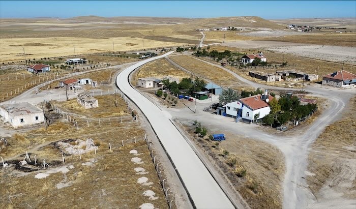 Aksaray’da 6,2 kilometrelik köy yolunda asfalt çalışması tamamlandı