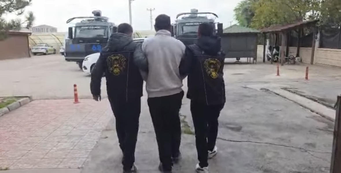 Aksaray’da otomobil ve traktör hırsızlığı şüphelisi tutuklandı